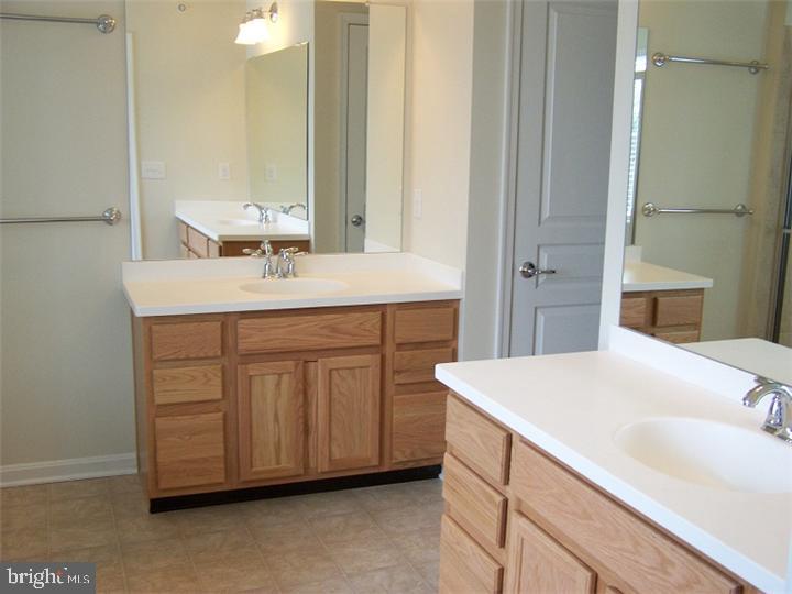 MONTGOMERY POINTE - Residential Lease