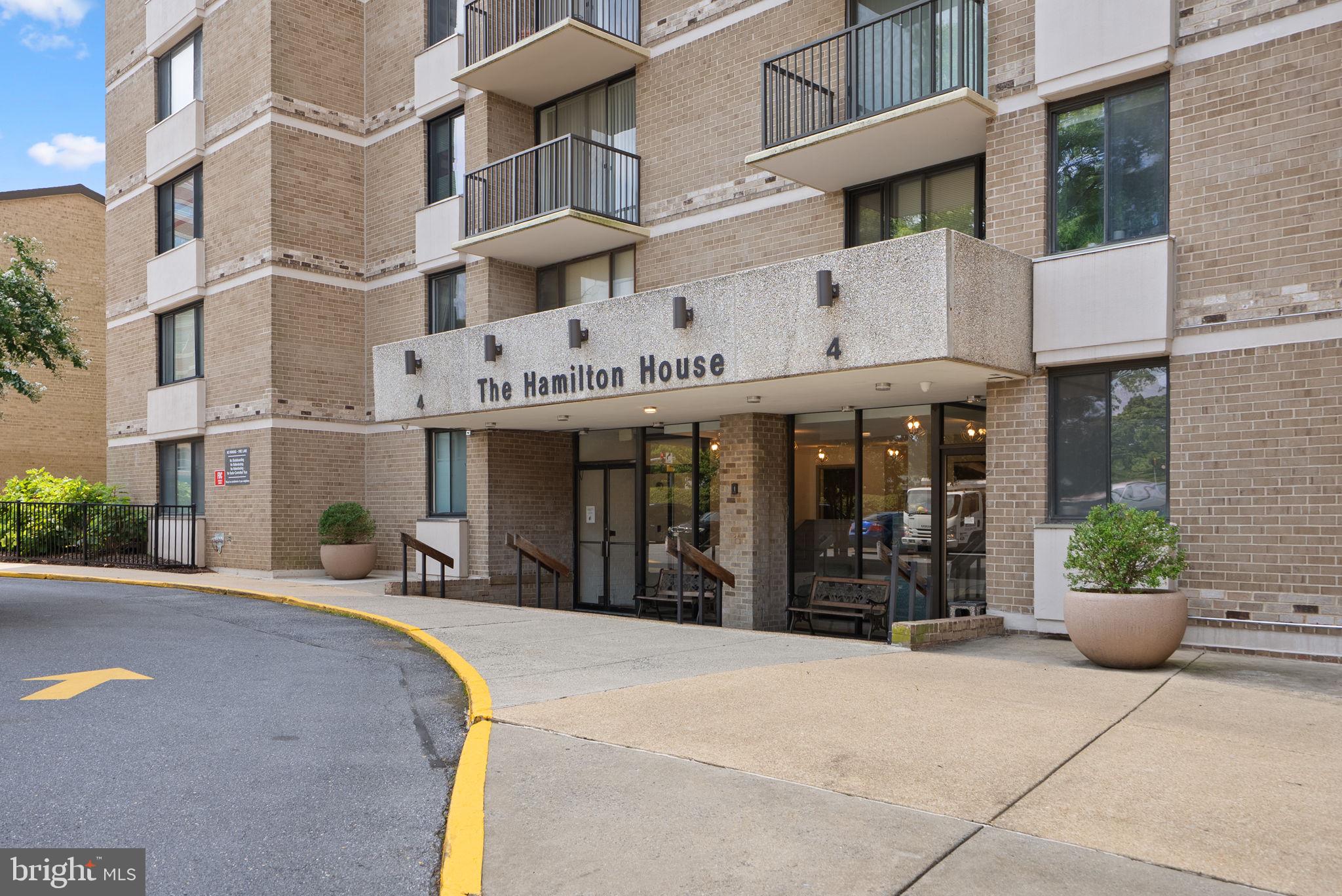 4 MONROE STREET 4-709
