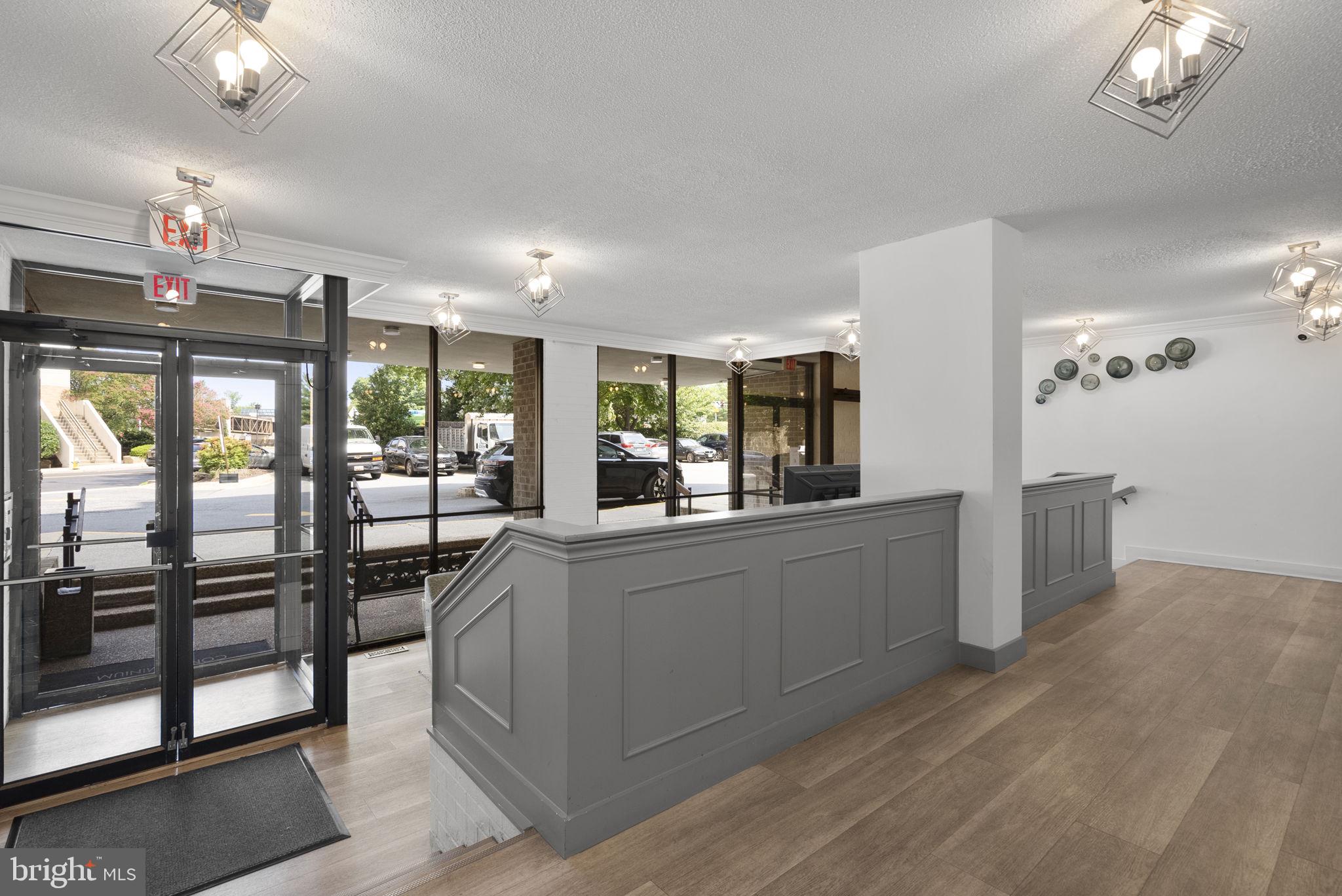 4 MONROE STREET 4-709