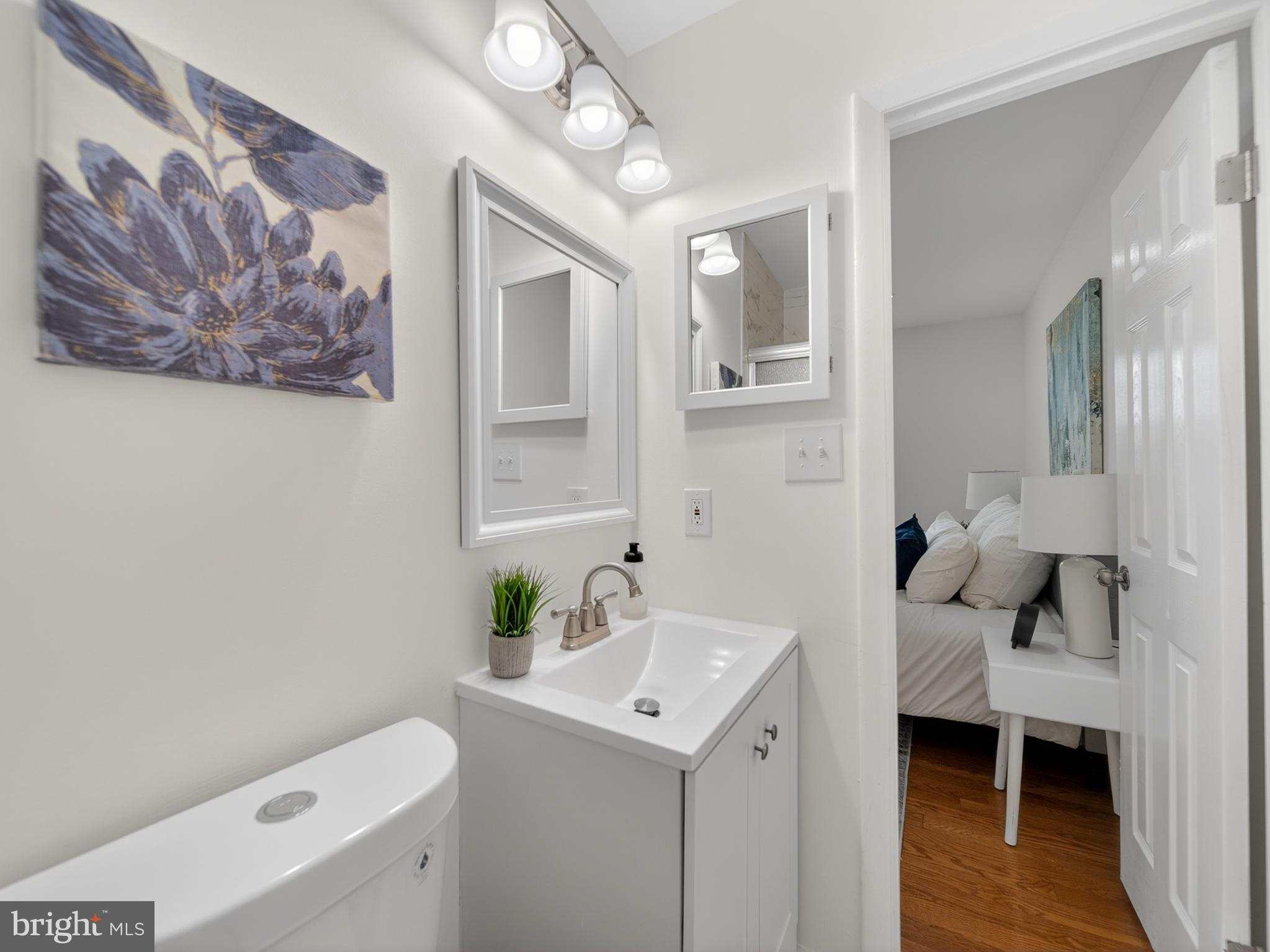 SOUTHGATE WOODS TOWNHOUSES - Residential