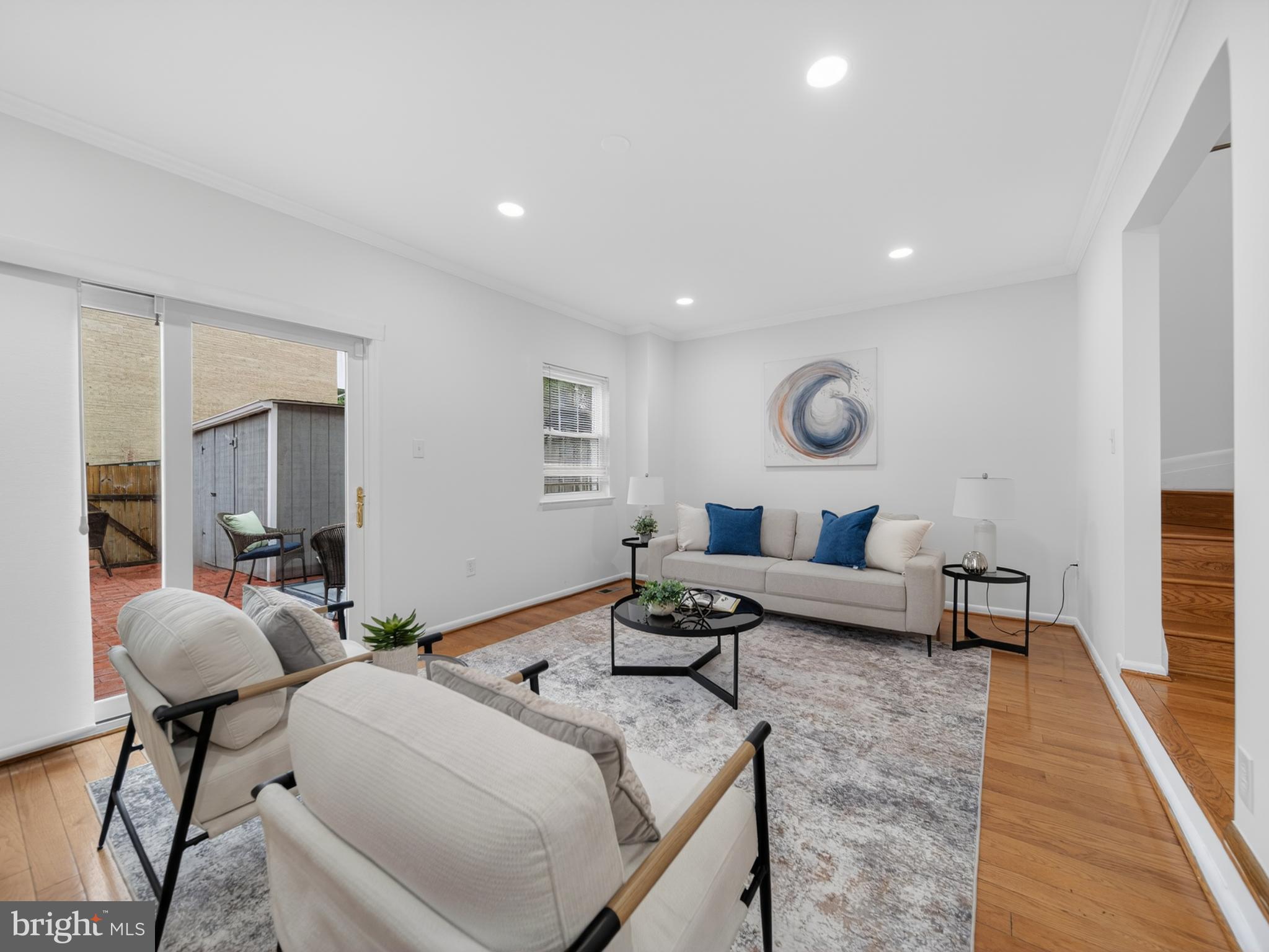 SOUTHGATE WOODS TOWNHOUSES - Residential