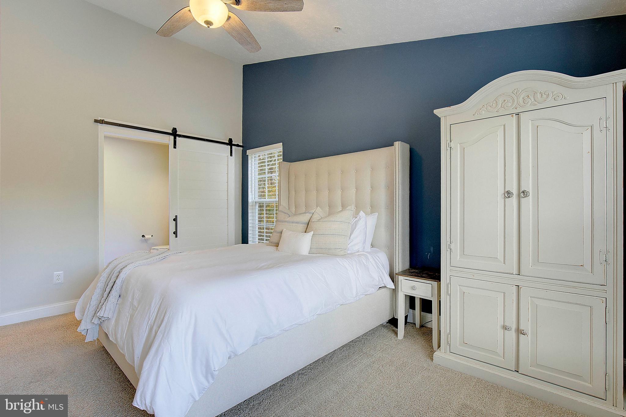 PINEY ORCHARD - Residential