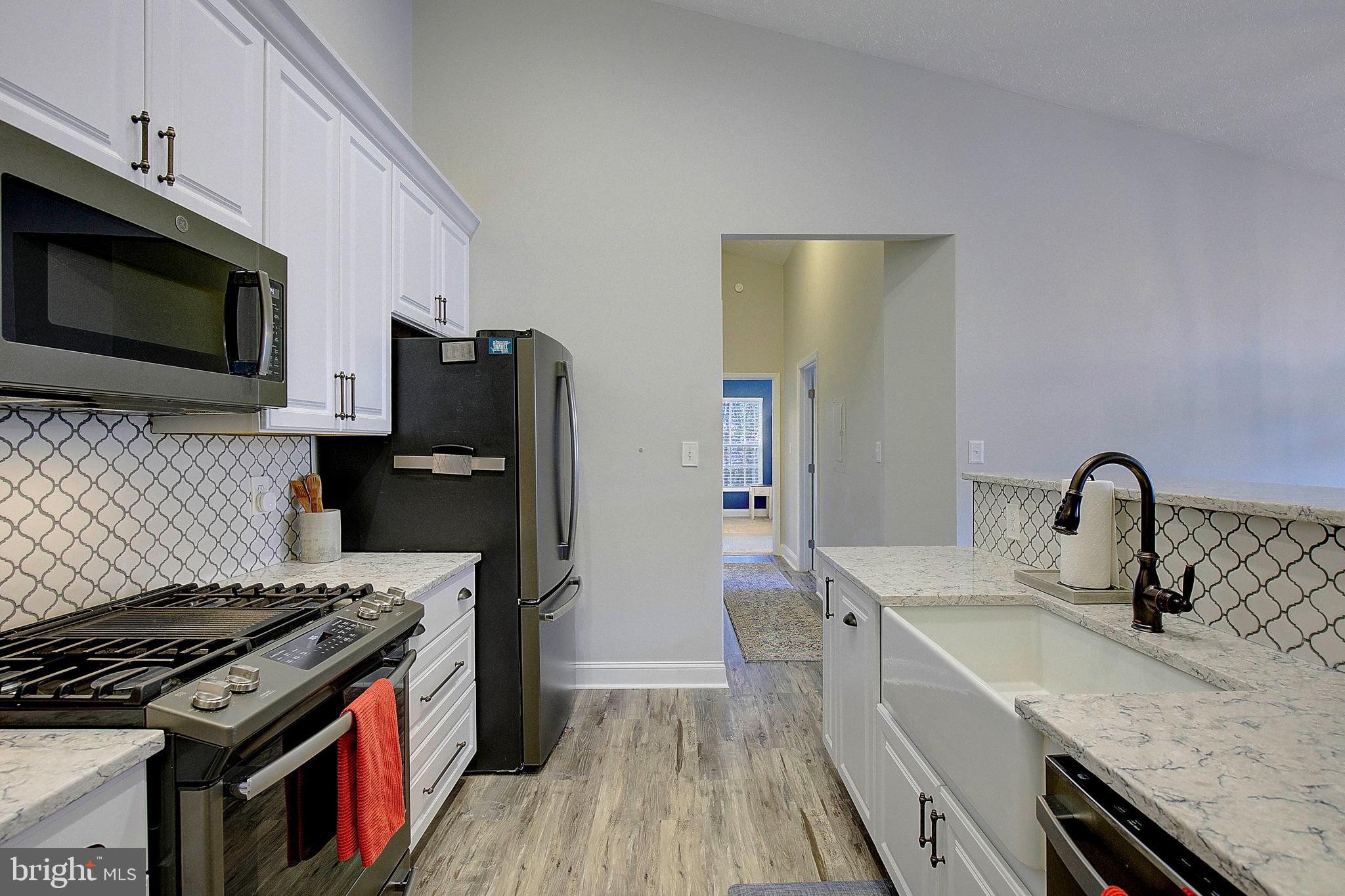 PINEY ORCHARD - Residential