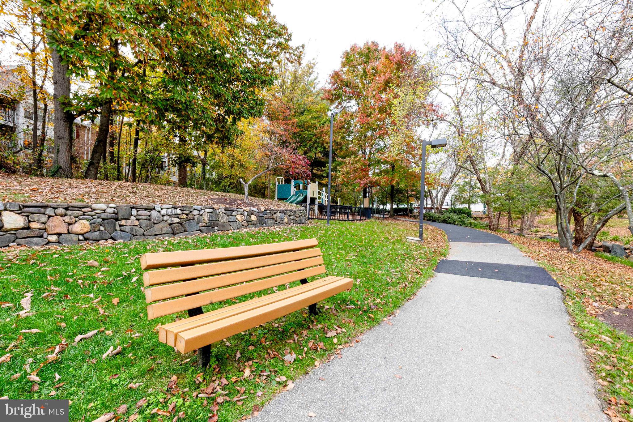 PINEY ORCHARD - Residential