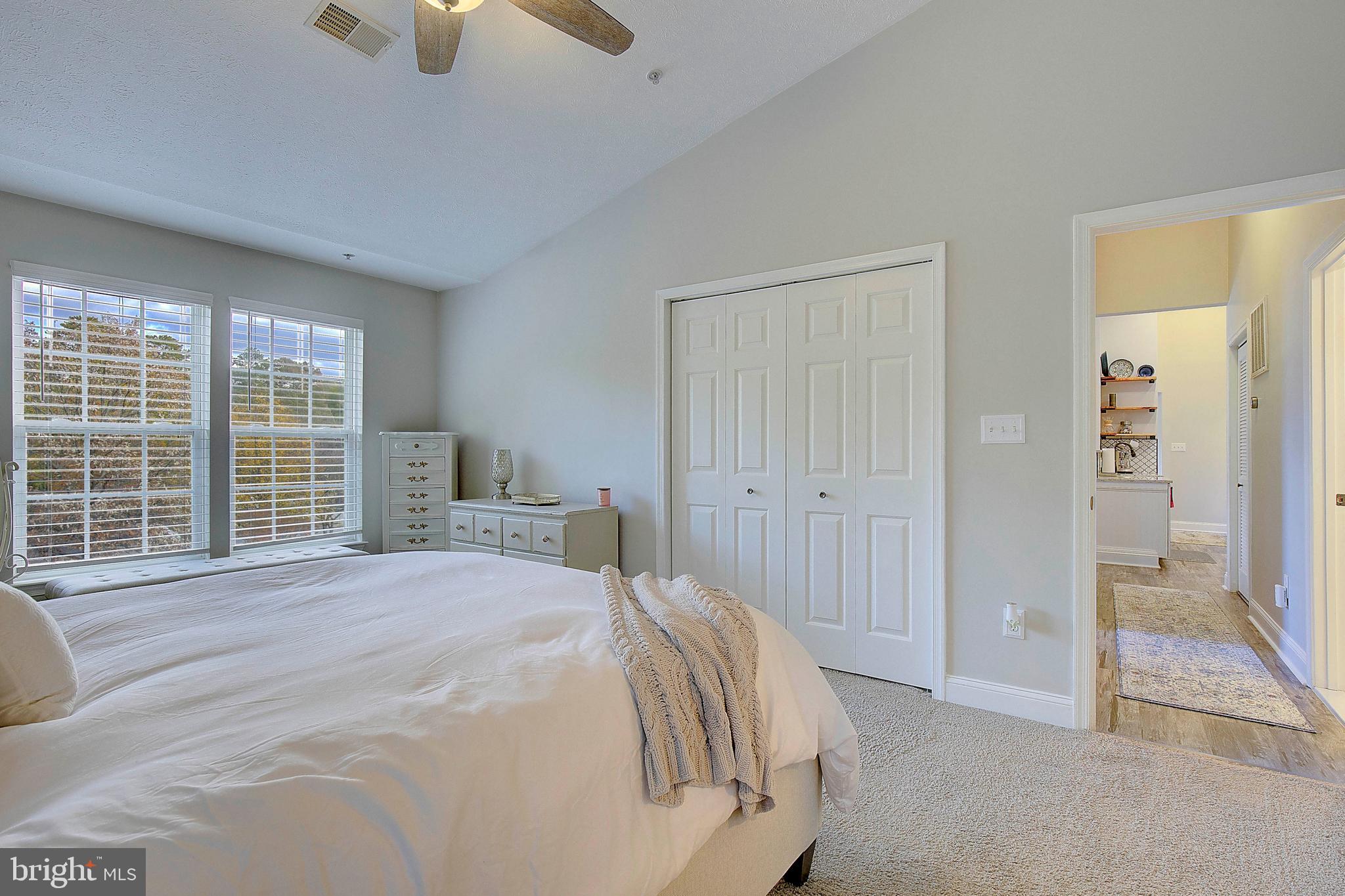 PINEY ORCHARD - Residential