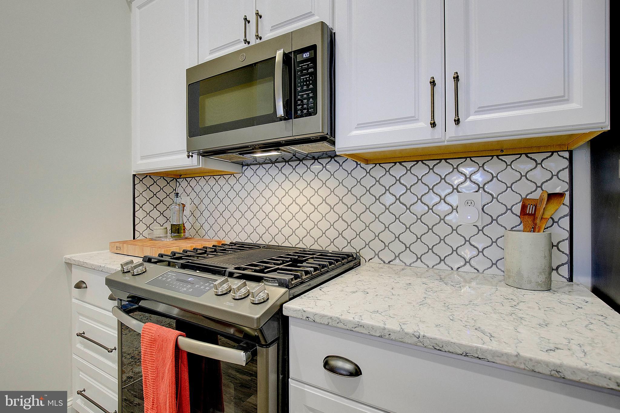 PINEY ORCHARD - Residential