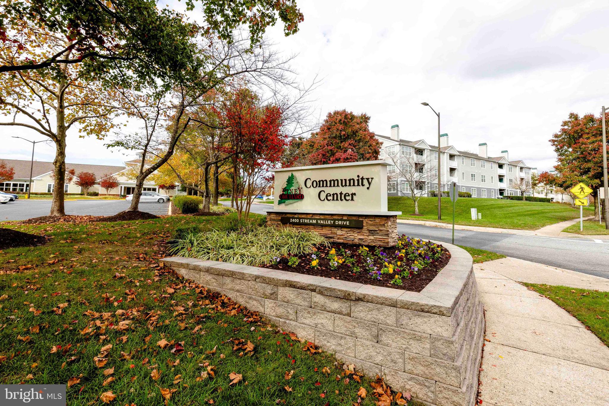 PINEY ORCHARD - Residential