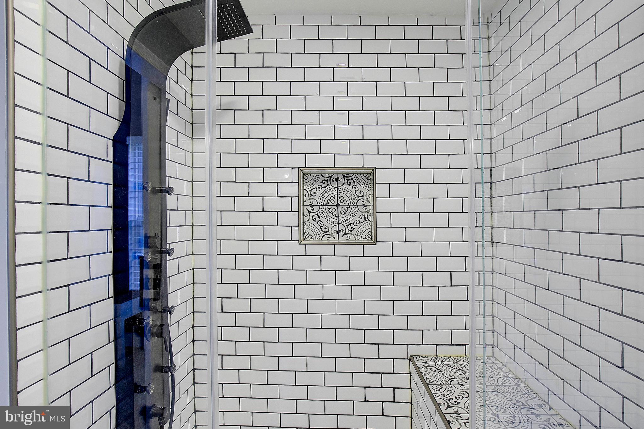 PINEY ORCHARD - Residential