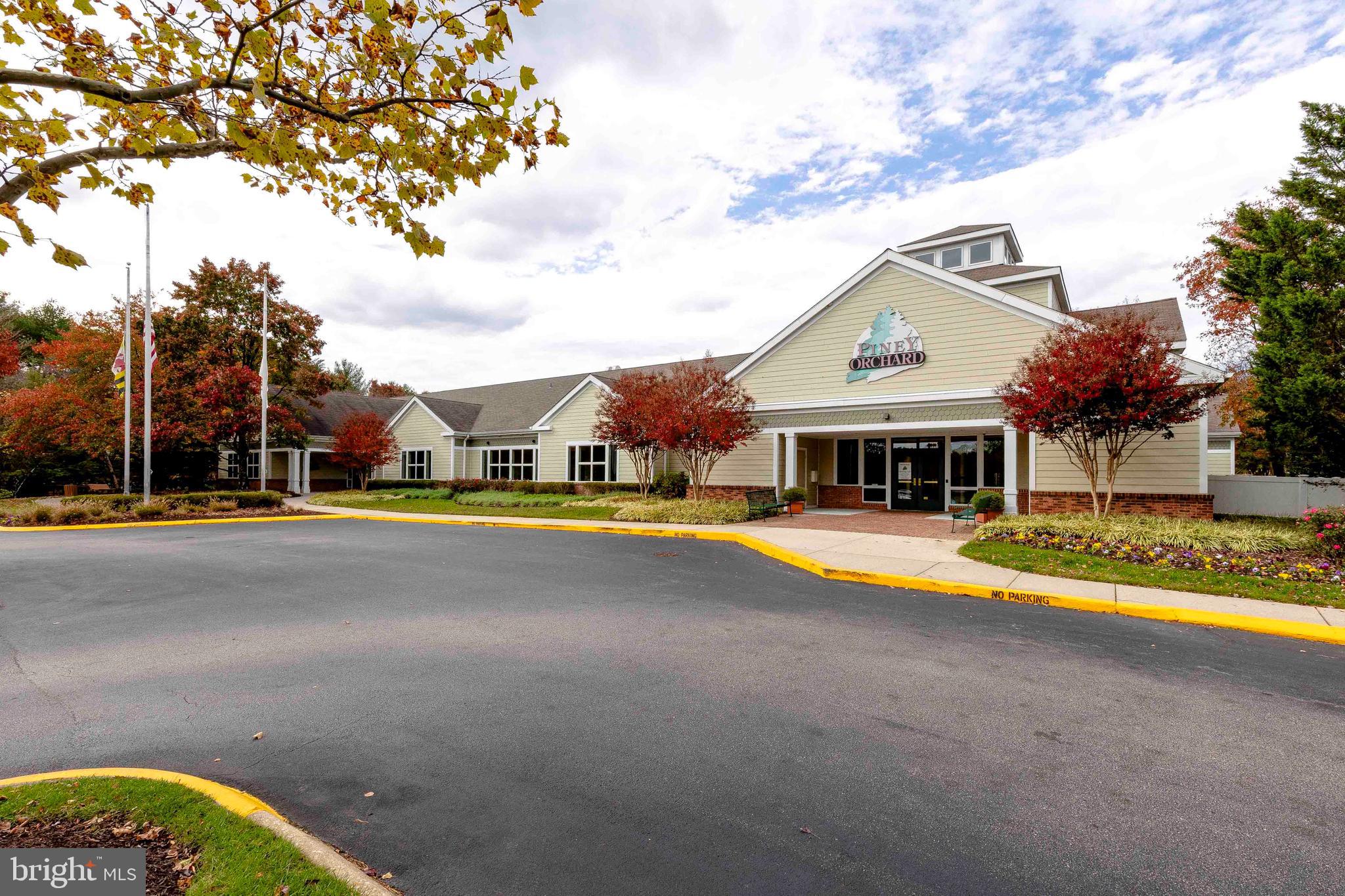 PINEY ORCHARD - Residential