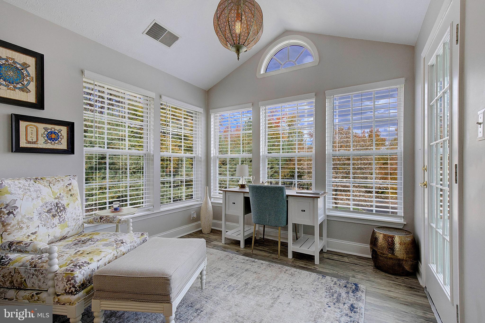 PINEY ORCHARD - Residential