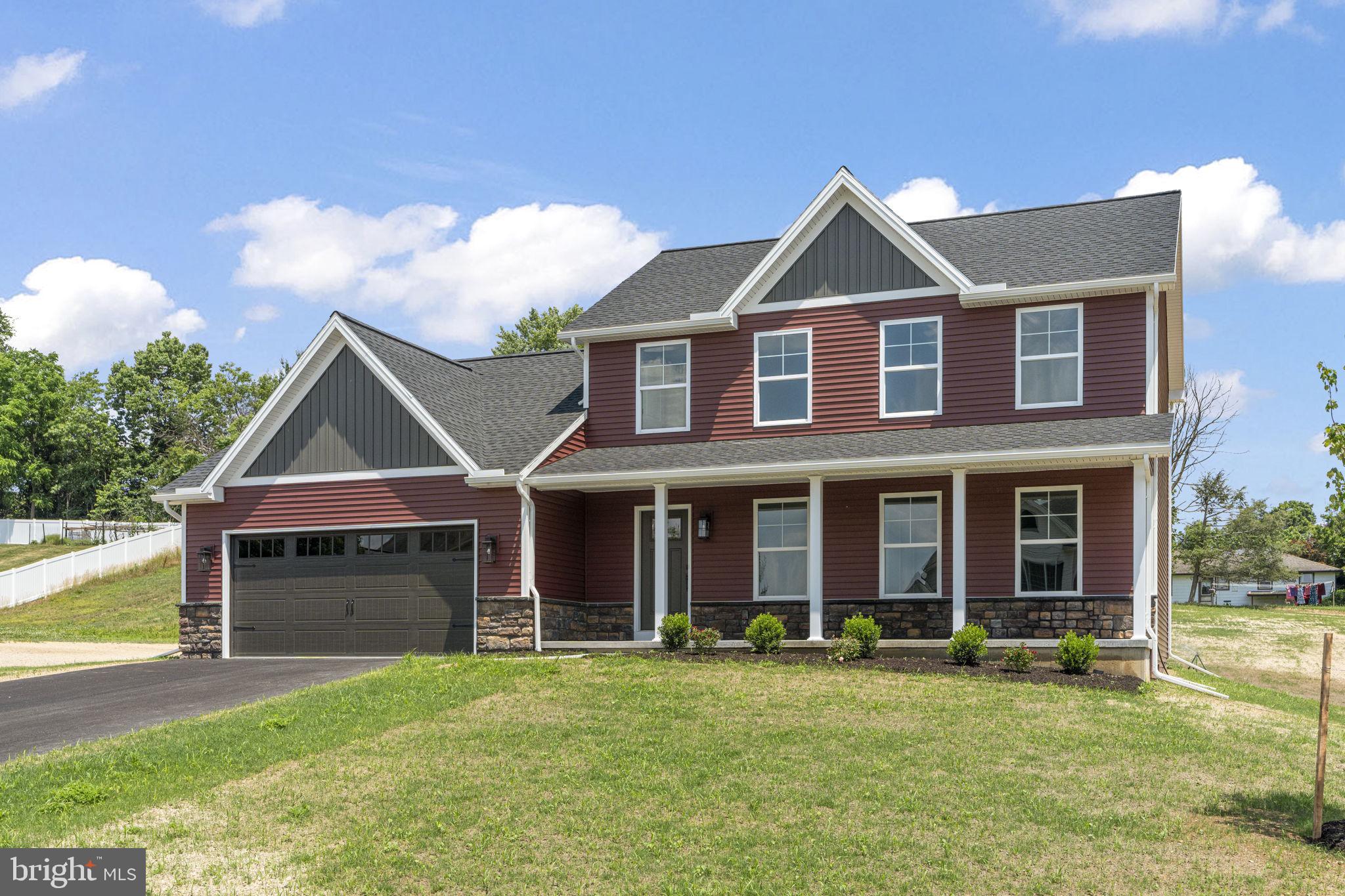 MAIDEN CREEK - Residential