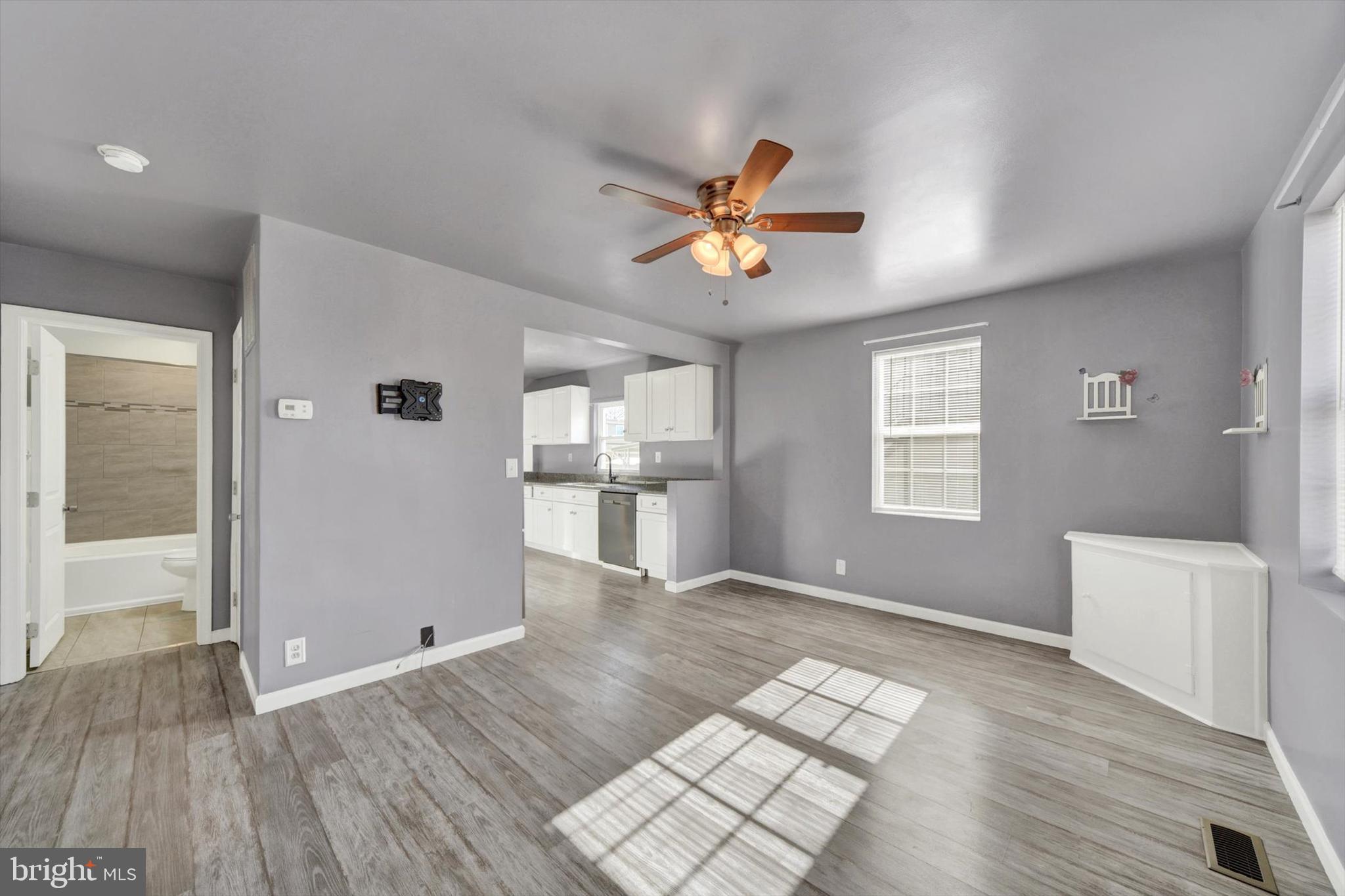 EASTERN TERRACE - Residential