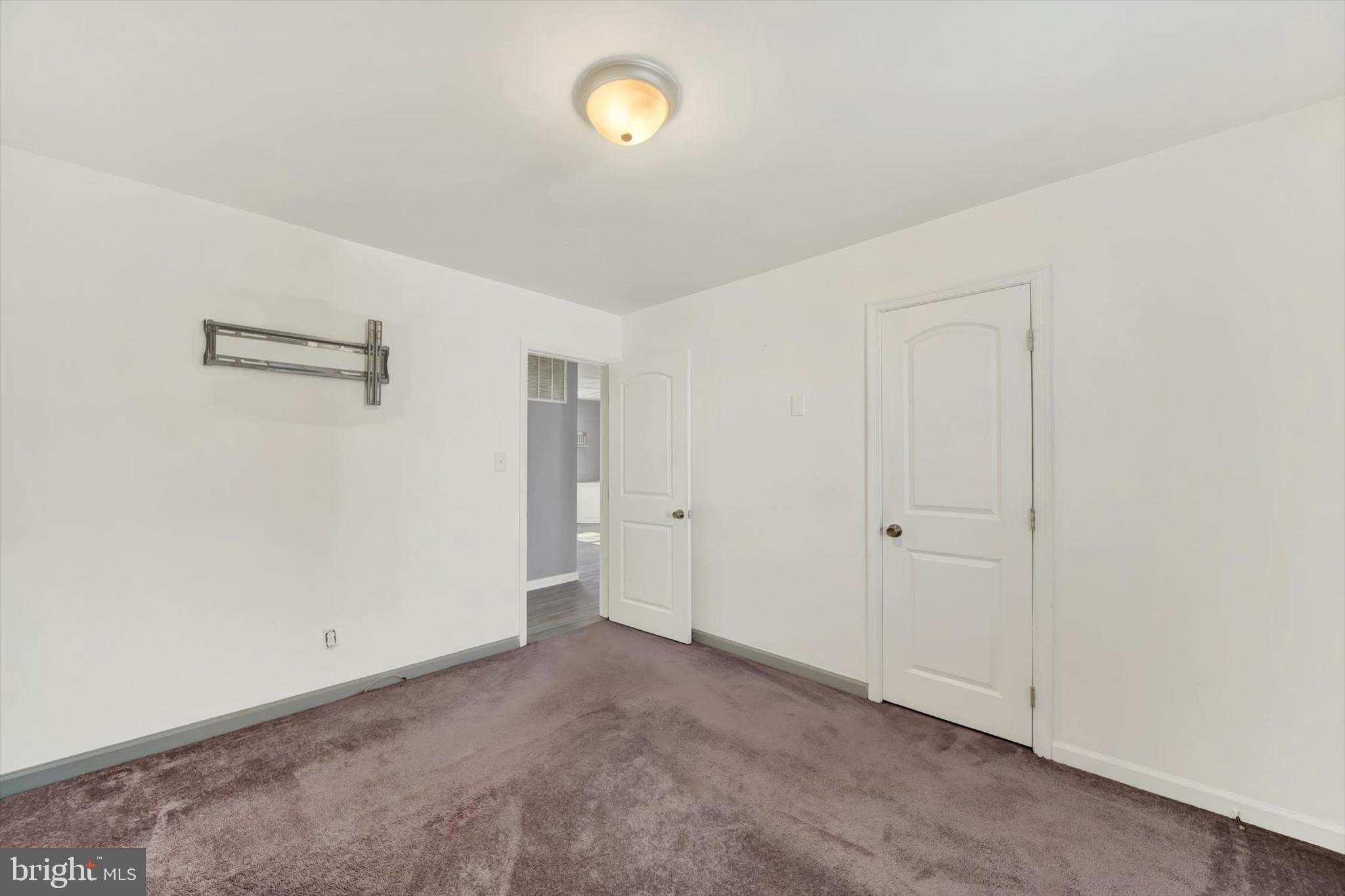 EASTERN TERRACE - Residential