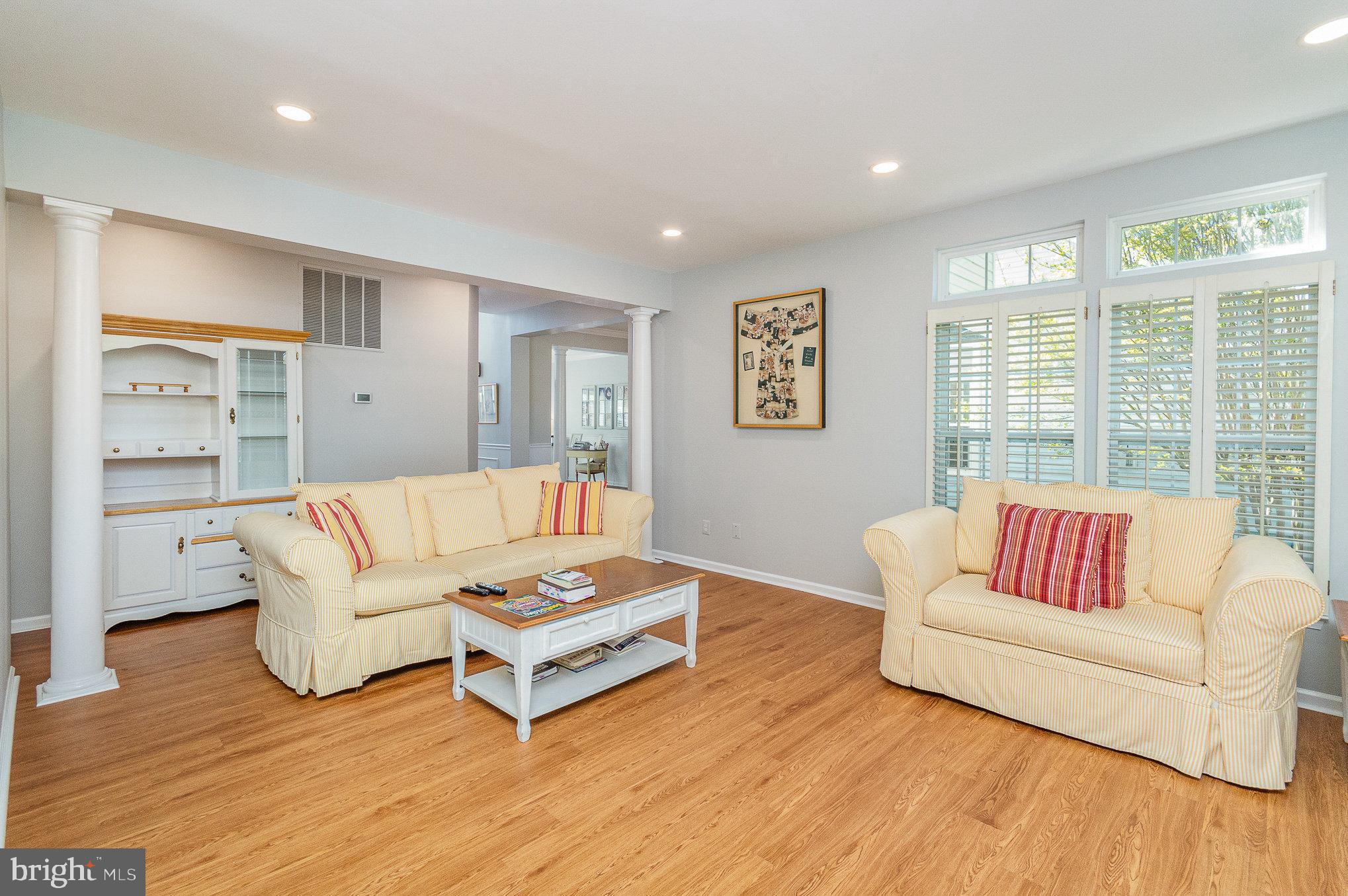 SOUTH RIDING - Residential