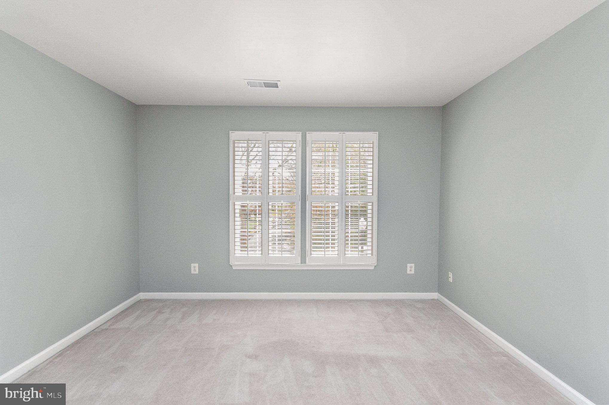 SOUTH RIDING - Residential