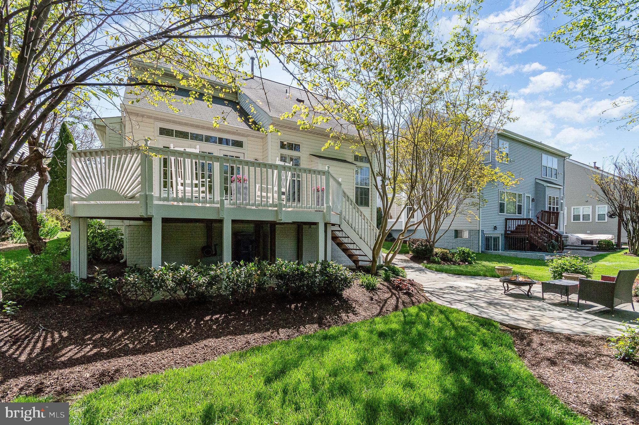 SOUTH RIDING - Residential