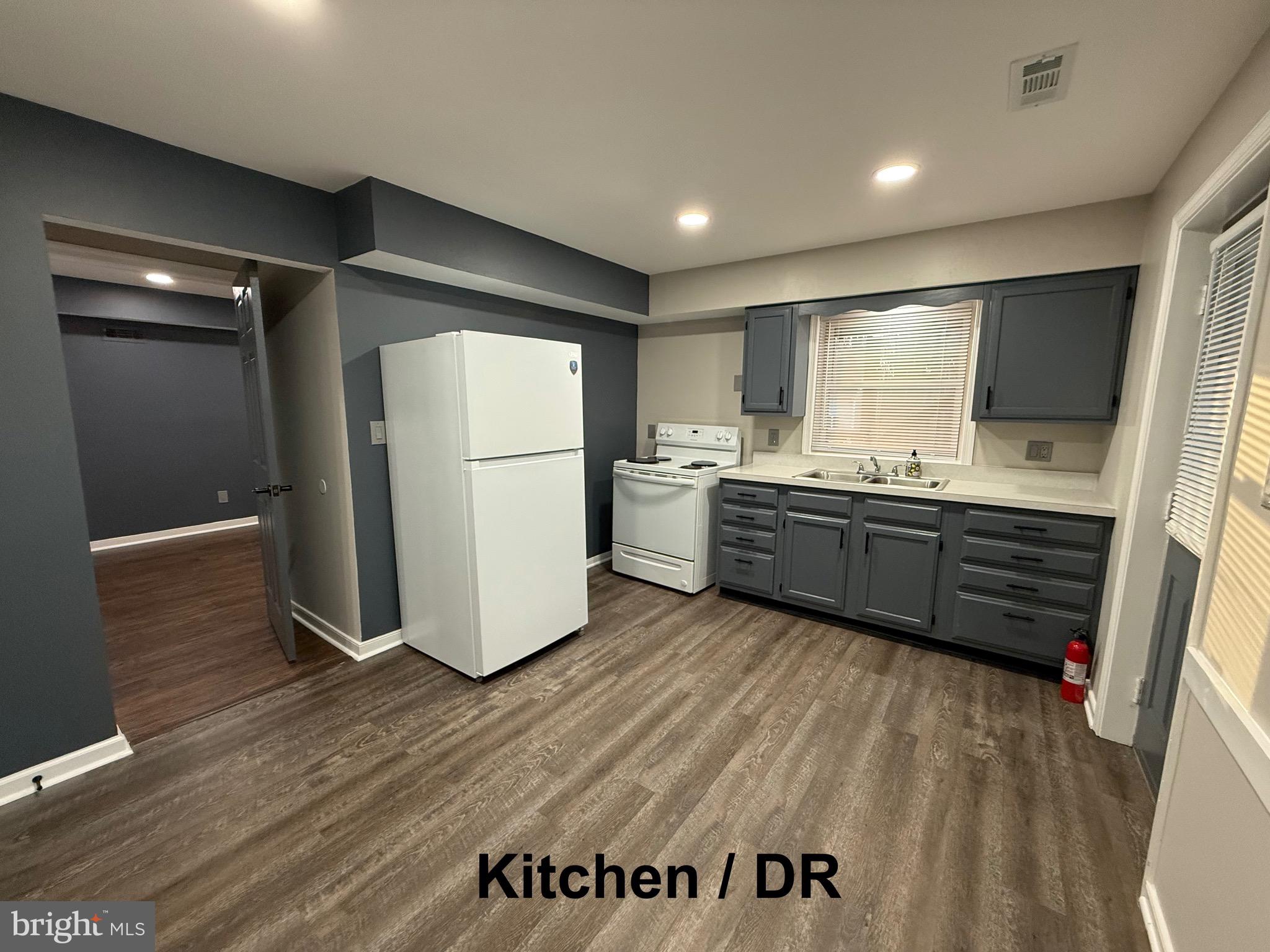 HARTWOOD - Residential Lease