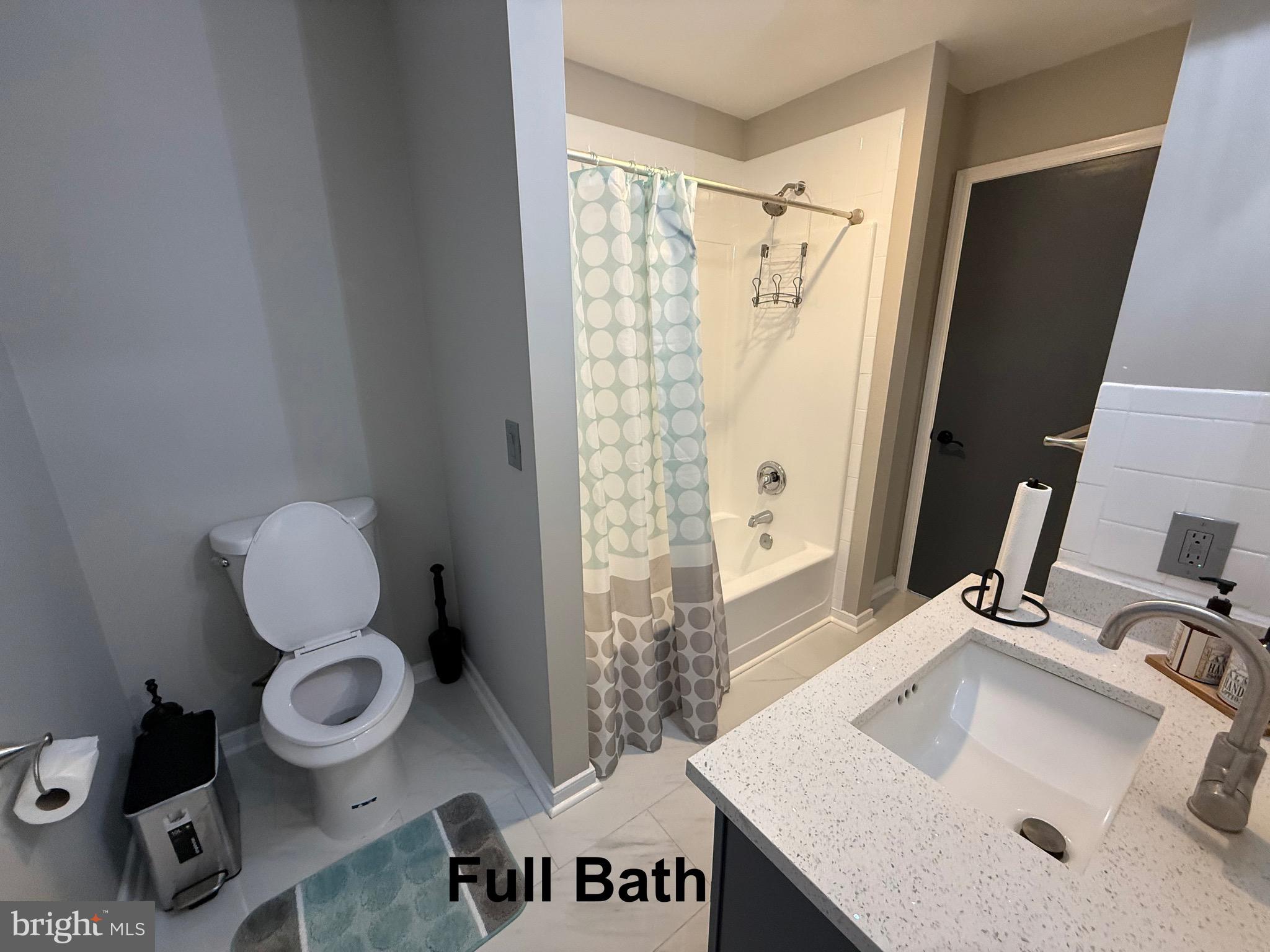 HARTWOOD - Residential Lease