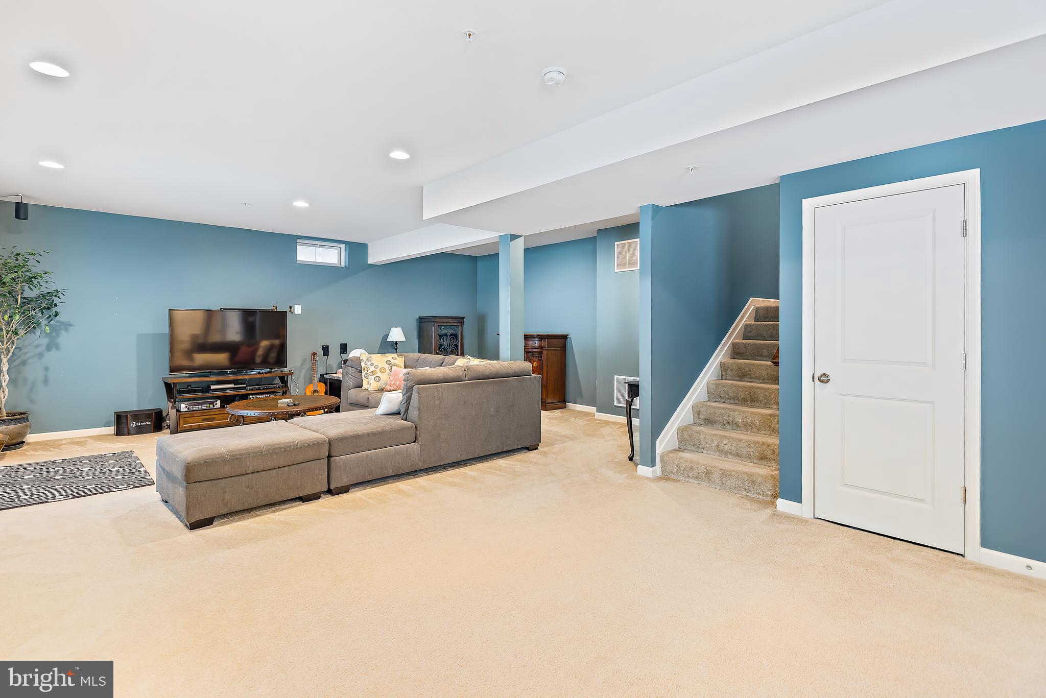 TUSCARORA CREEK - Residential