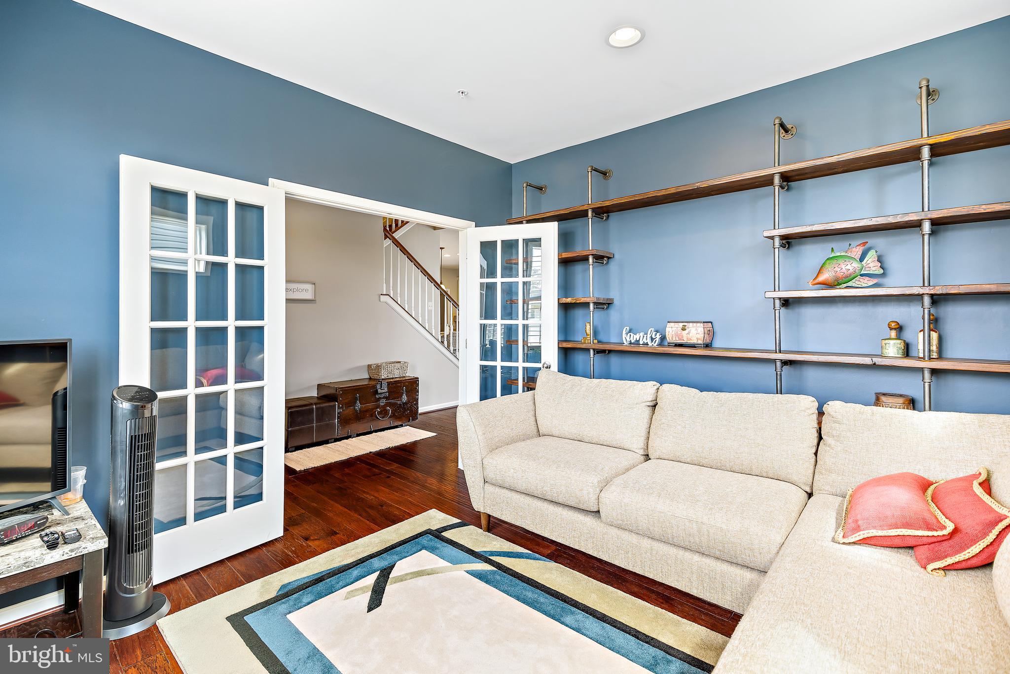 TUSCARORA CREEK - Residential