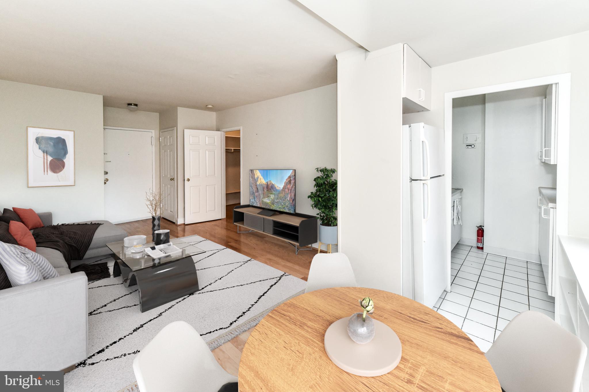 1021 ARLINGTON BOULEVARD 747