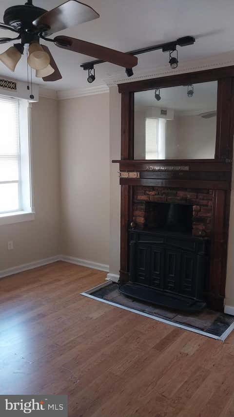 Townhouse For Rent - 1813 Pratt Street #2<br/> BALTIMORE, MD 21231