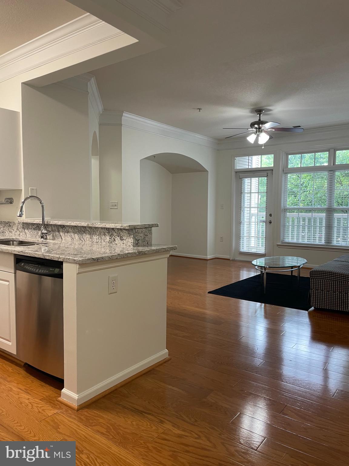 512 SUNSET VIEW TERRACE SE 204