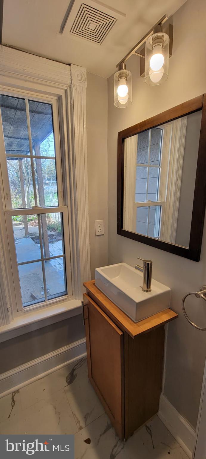 HAGERSTOWN - Residential