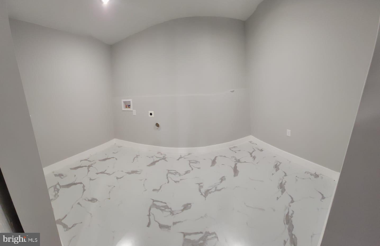 HAGERSTOWN - Residential