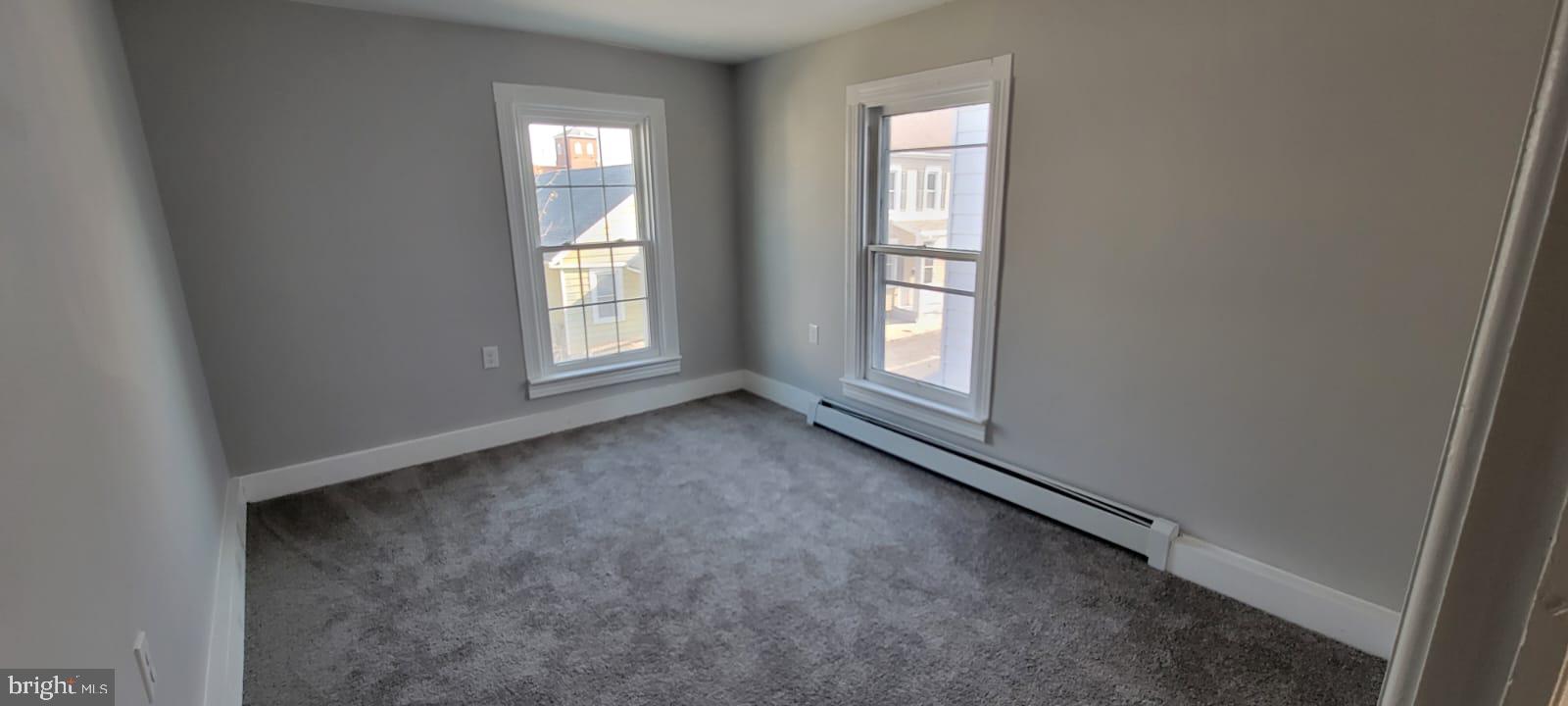 HAGERSTOWN - Residential