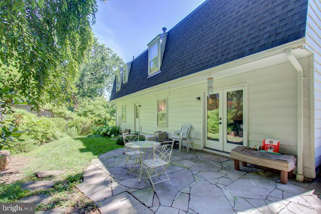 NORTH CHEVY CHASE - Residential Lease