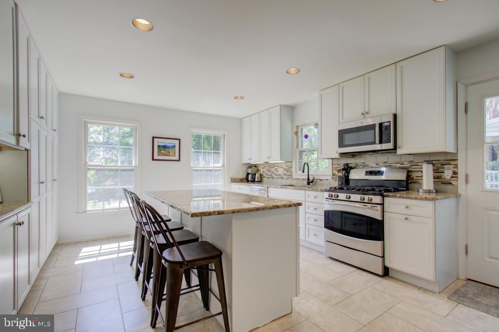 NORTH CHEVY CHASE - Residential Lease