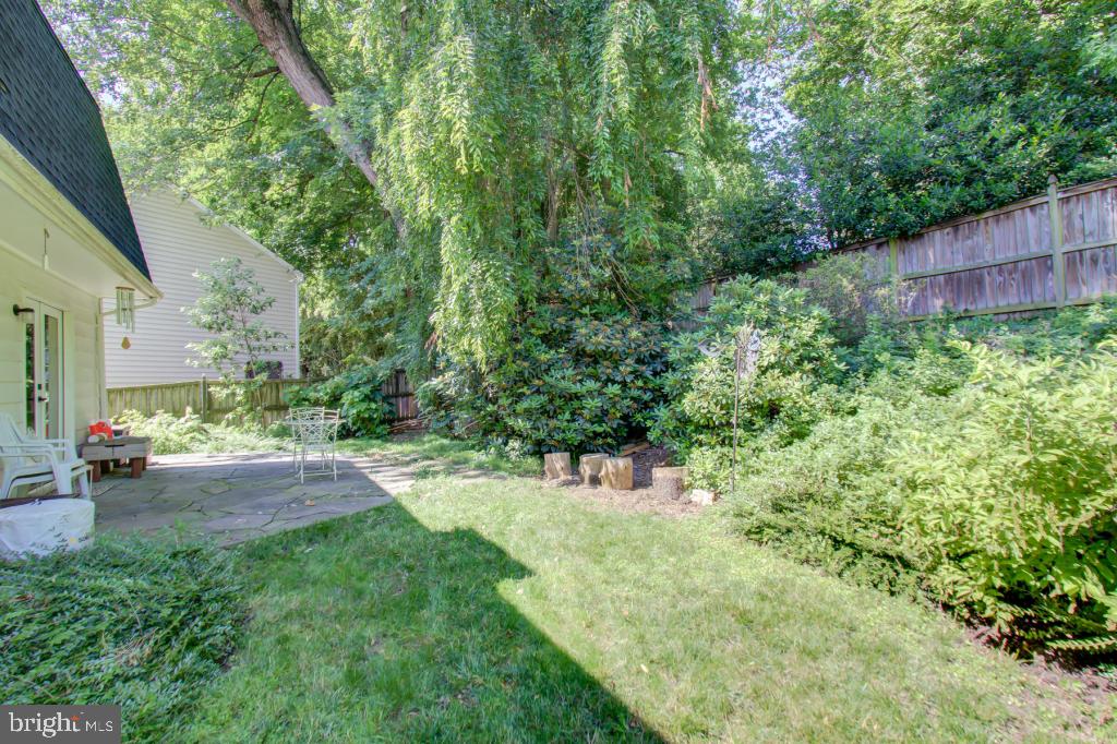 NORTH CHEVY CHASE - Residential Lease