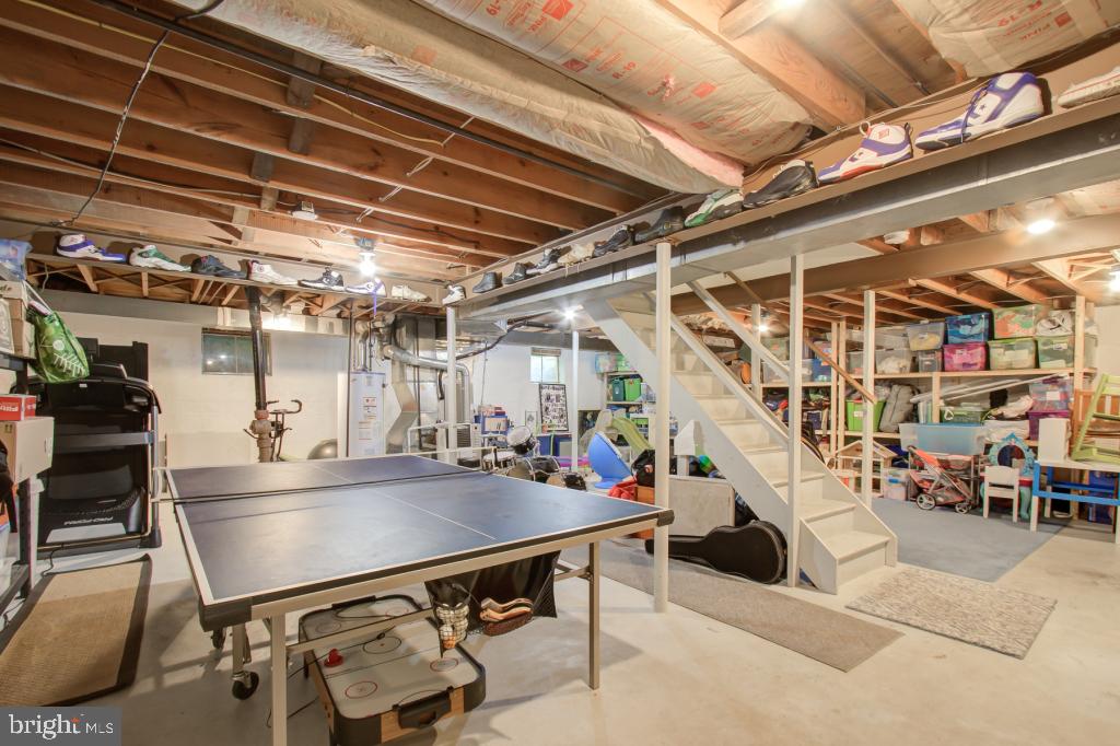 NORTH CHEVY CHASE - Residential Lease