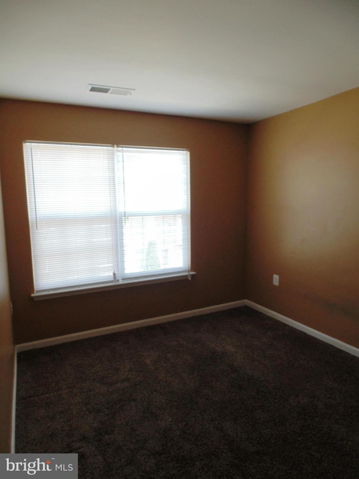 LEE'S RIDGE - Residential Lease