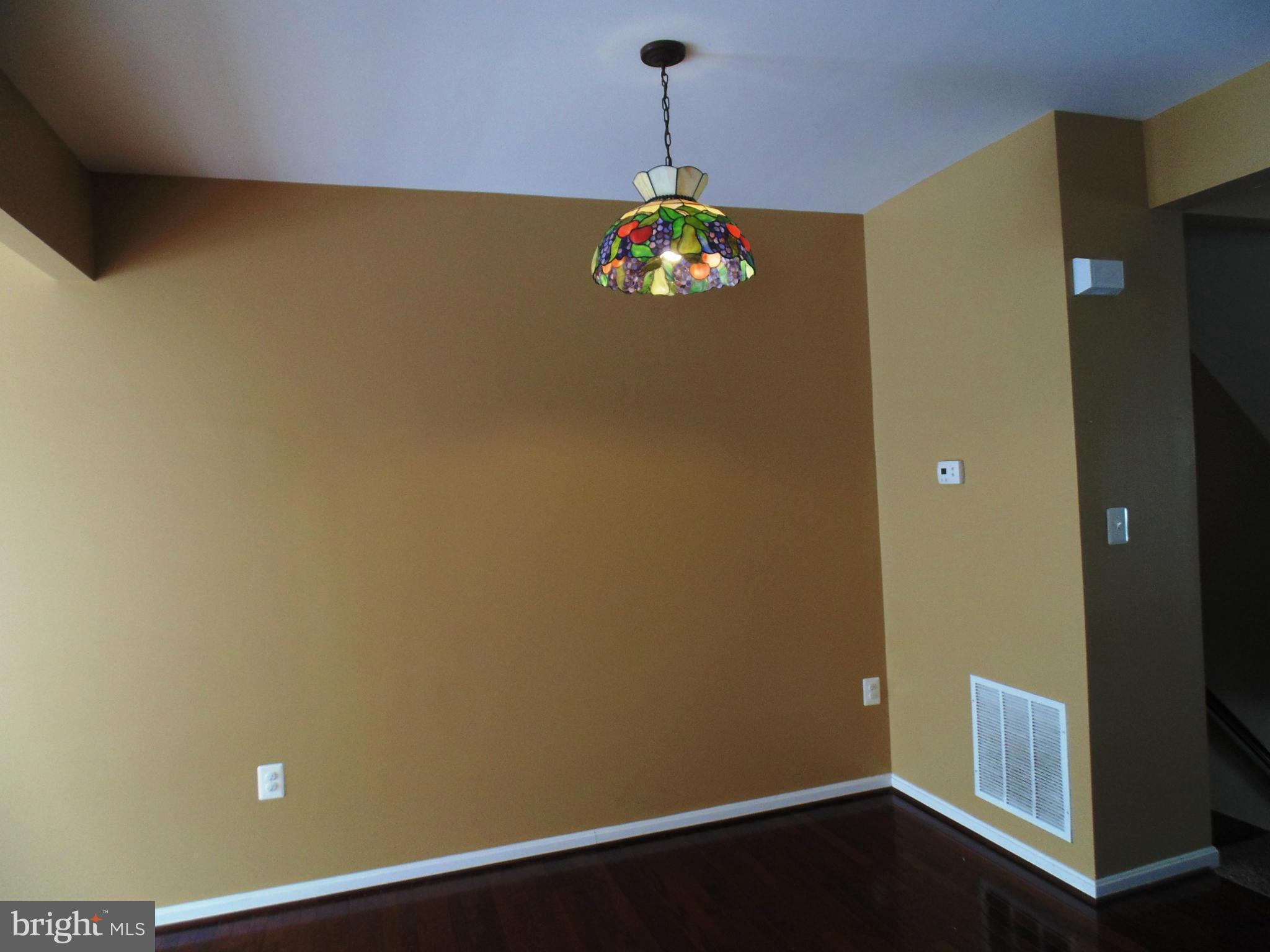 LEE'S RIDGE - Residential Lease