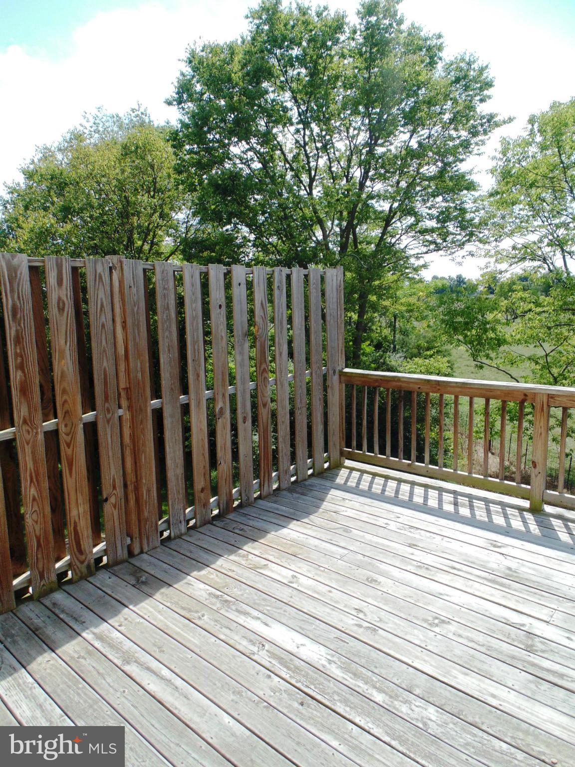 LEE'S RIDGE - Residential Lease