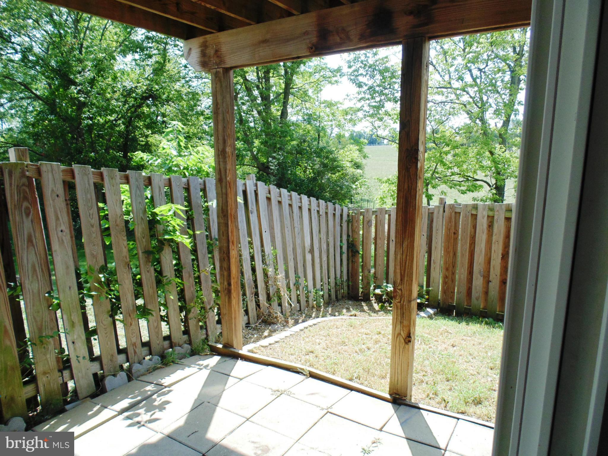 LEE'S RIDGE - Residential Lease