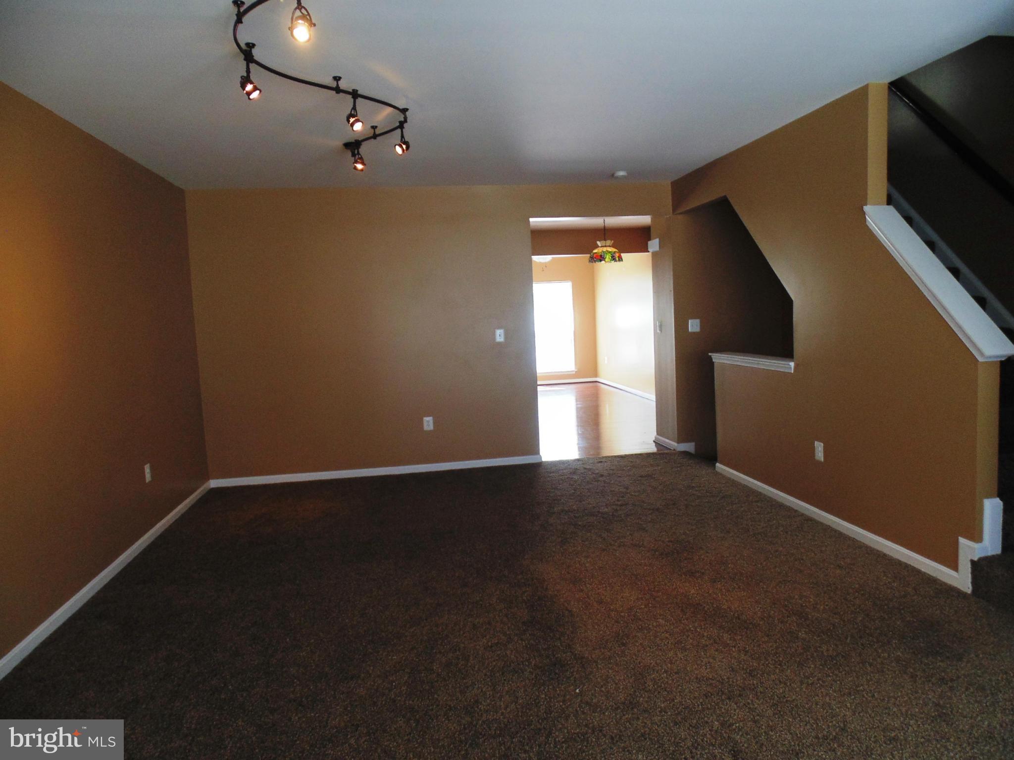 LEE'S RIDGE - Residential Lease