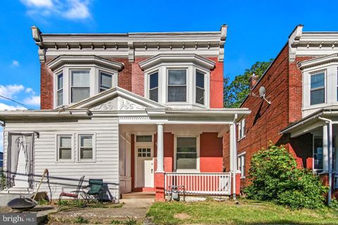 802 N 18TH STREET HARRISBURG PA 17103