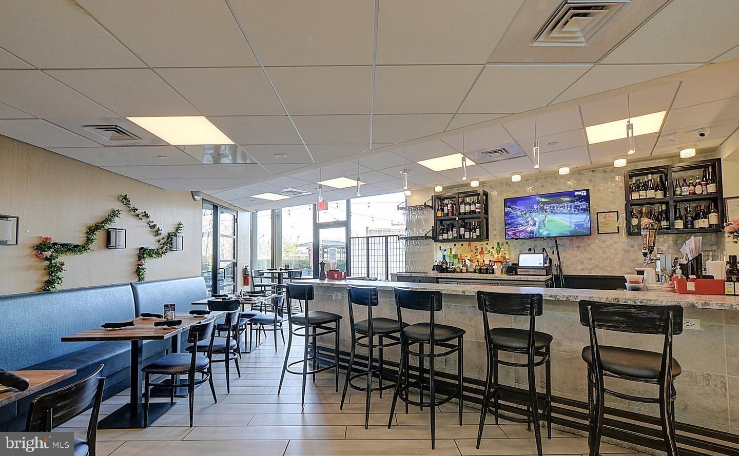 PROMENADE TOWERS - Residential