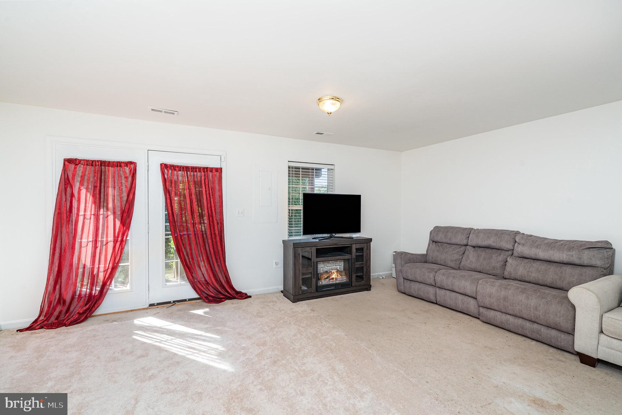 BROOKE HILL - Residential