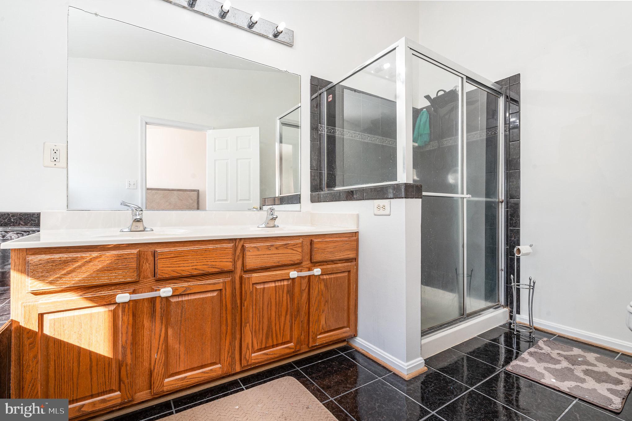 BROOKE HILL - Residential