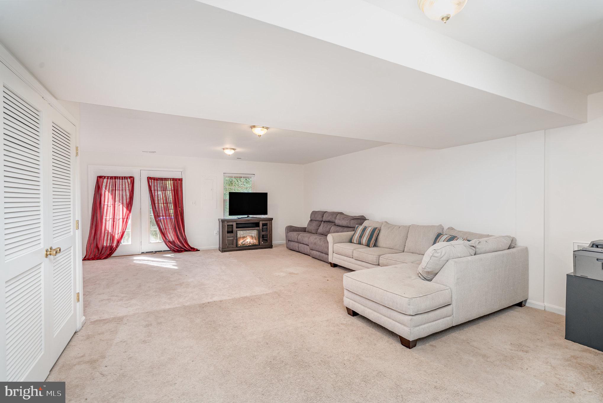 BROOKE HILL - Residential