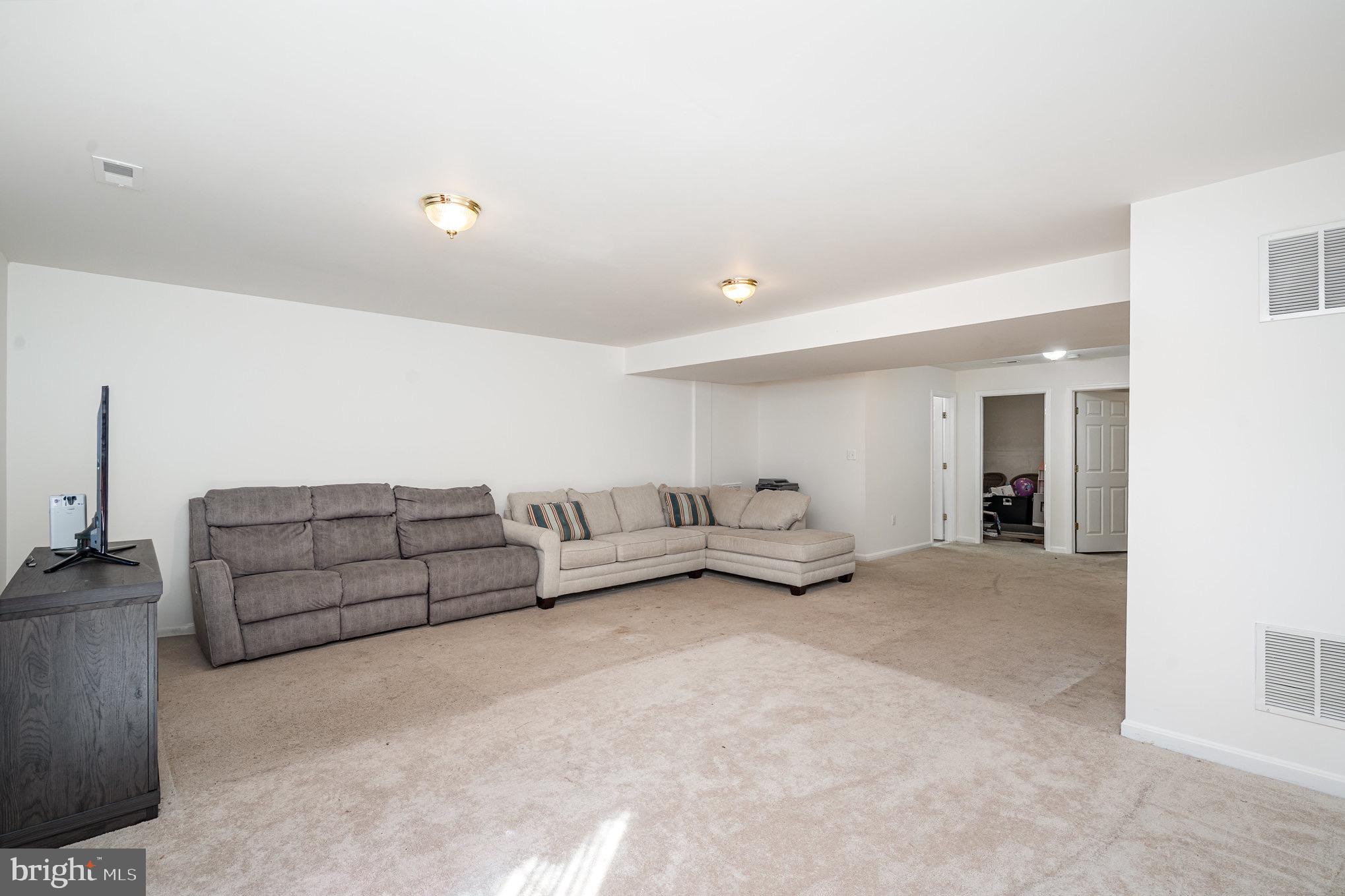 BROOKE HILL - Residential