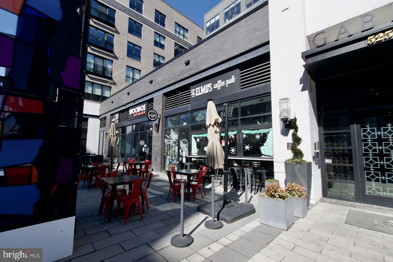 PORT ROYAL CONDOMINIUM - Residential