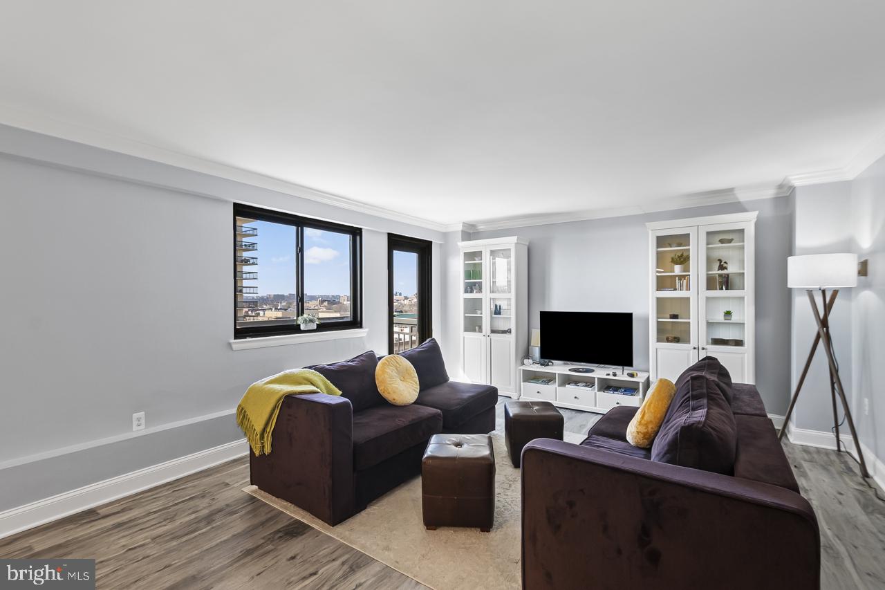 PORT ROYAL CONDOMINIUM - Residential