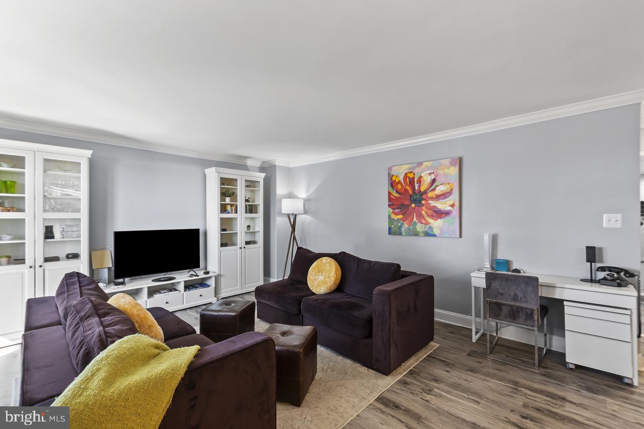 PORT ROYAL CONDOMINIUM - Residential