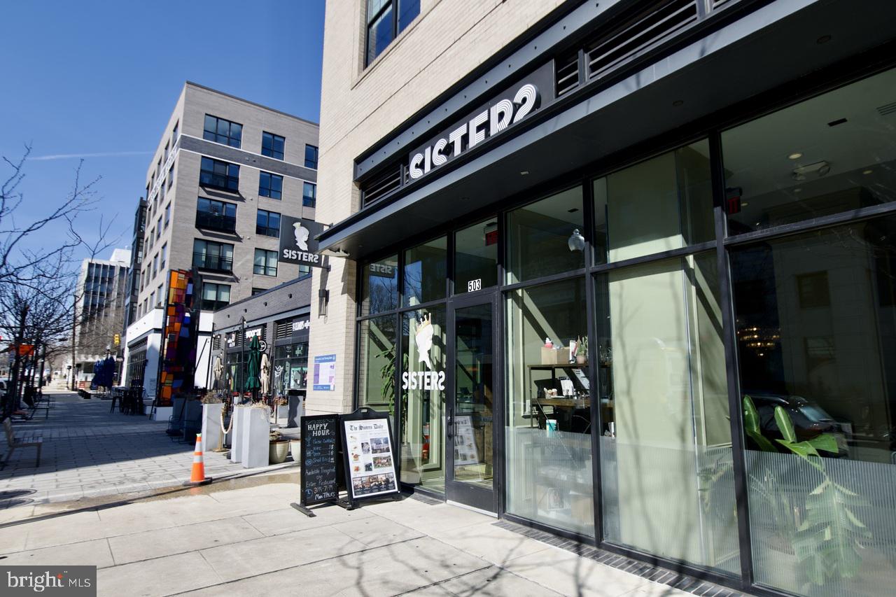 PORT ROYAL CONDOMINIUM - Residential