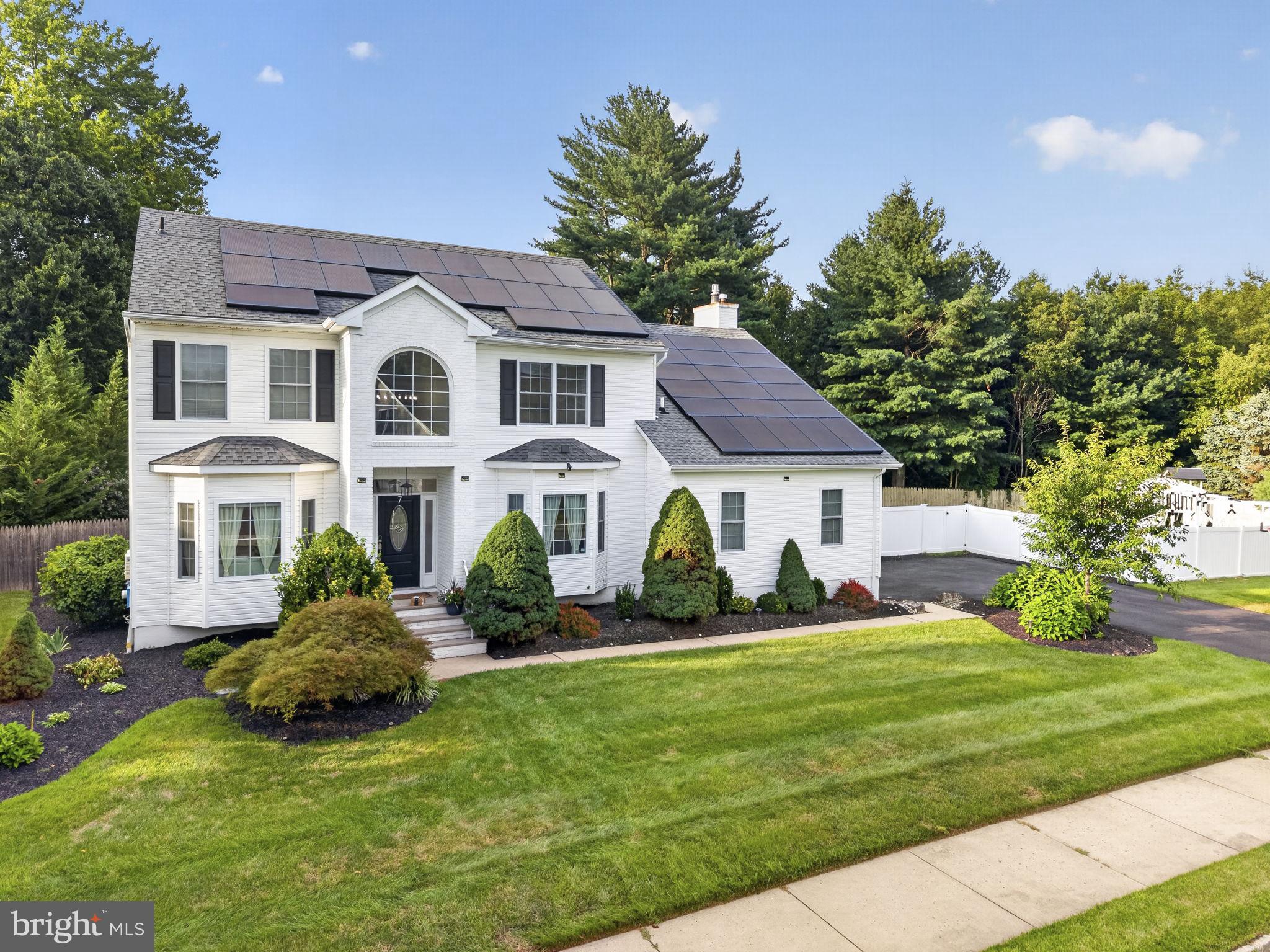 7 SARAH COURT